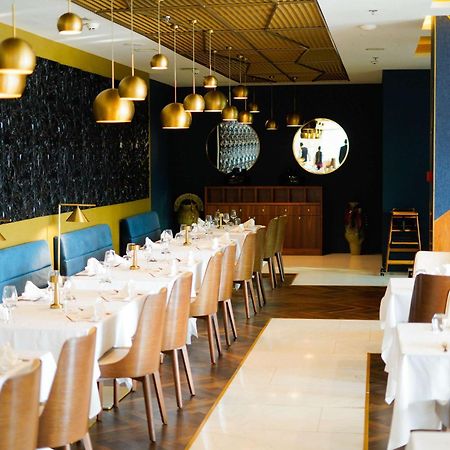 Swissotel Sarajevo Bagian luar foto