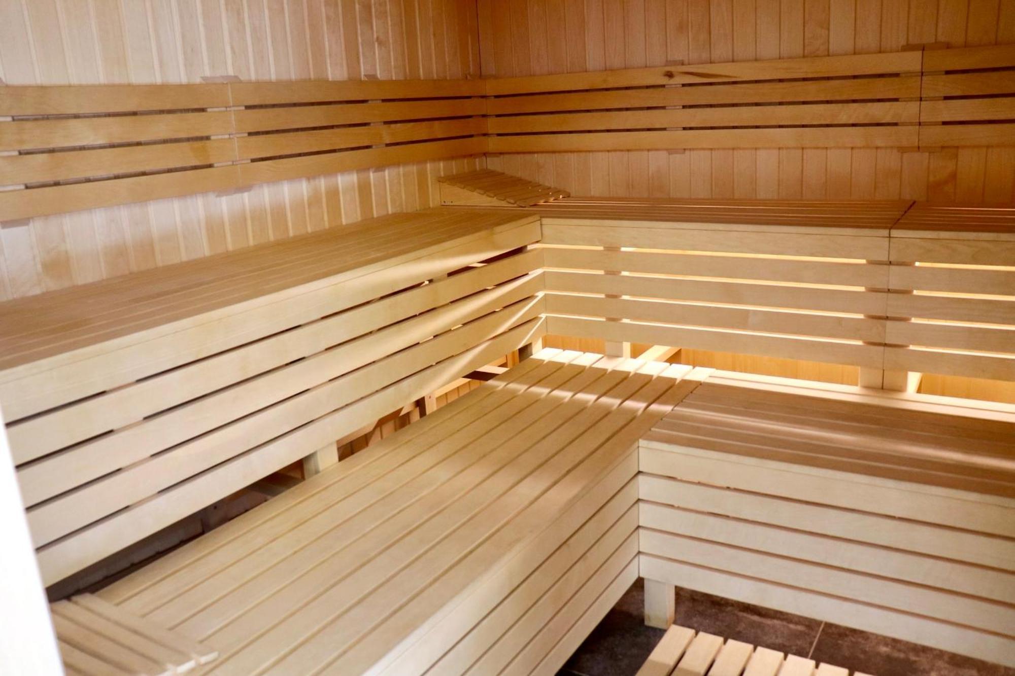 Swissotel Sarajevo Bagian luar foto Sauna interior